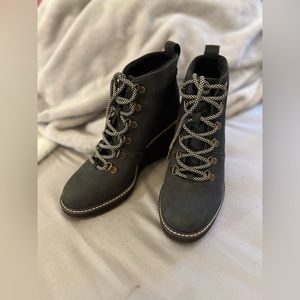 Melrose Black Water Resistant Lace-Up Wedge